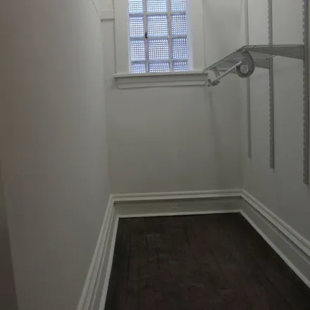 Rent this 2 bed apartment on West Argyle Street in Chicago, IL 60640