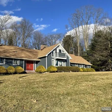 Rent this 4 bed house on 7 Candlestick Lane in Upper Saddle River, Bergen County