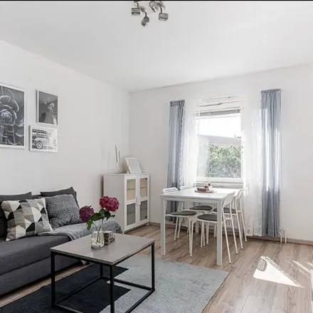 Rent this 1 bed apartment on Stenkullaskolan in Jupitervägen, 611 60 Nyköping