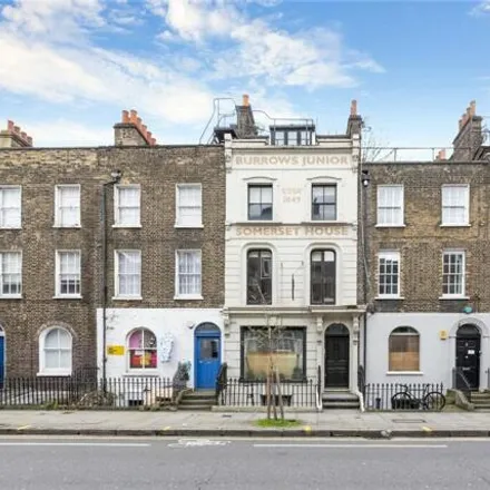 Image 1 - Russell & Broider Ltd, 12 New Road, St. George in the East, London, E1 2AX, United Kingdom - Townhouse for rent