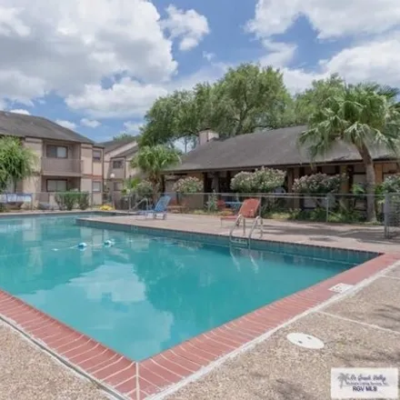 Image 3 - 3275 Old Alice Road, Brownsville, TX 78521, USA - Condo for sale