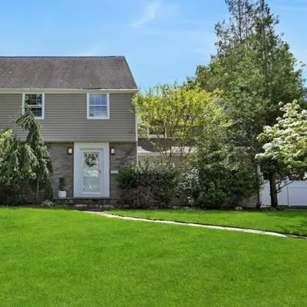 Buy this 4 bed house on 48 Coppel Drive in Tenafly, NJ 07670