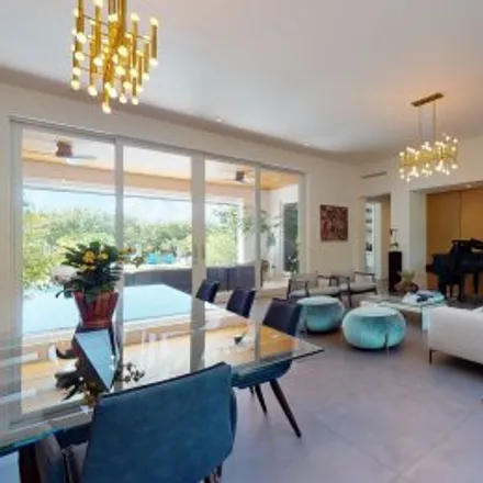 Buy this 6 bed apartment on 180 Cape Florida Drive in Village of Key Biscayne, Key Biscayne