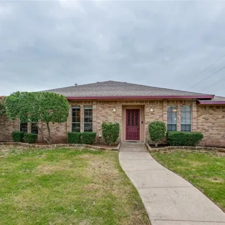 Buy this 3 bed house on 1024 Mayapple Drive in Rose Hill, Garland