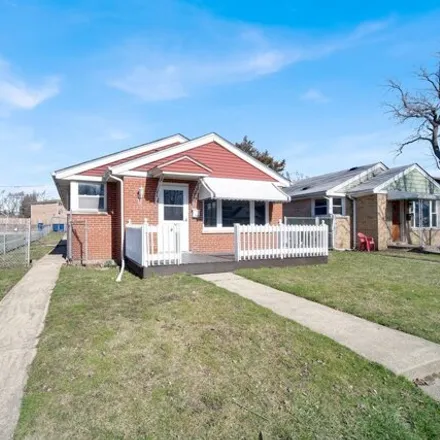 Buy this 3 bed house on 2870 Everett Street in Blue Island, IL 60406