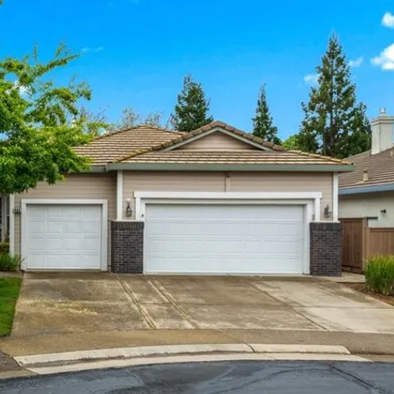 Buy this 3 bed house on 1105 Sinclair Way in Roseville, CA 95747