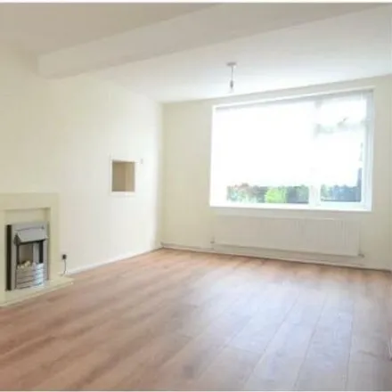 Rent this 3 bed townhouse on Long Furlong Drive in Britwell, SL2 2NG