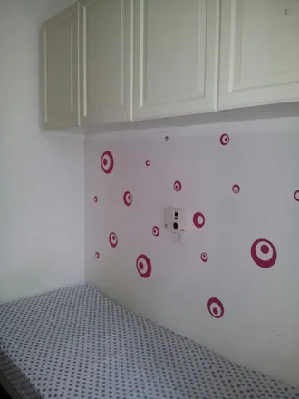 Rent this 3 bed room on Via Molino delle Armi in 13, 20123 Milan MI