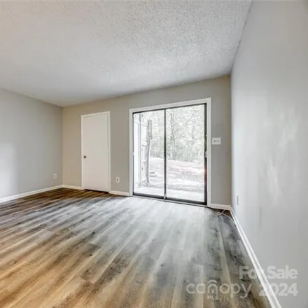 Image 9 - 2609 Eastway Dr Apt B, Charlotte, North Carolina, 28205 - Condo for sale