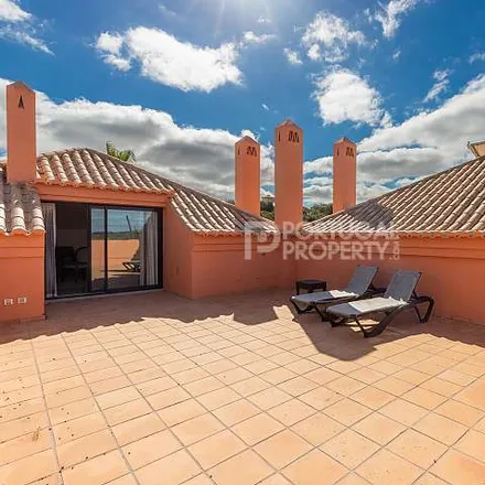 Image 9 - Vila Gaulé Nautico, Urbanização Vale do Olival, Armação de Pêra, Portugal - Apartment for sale