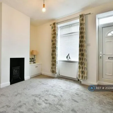 Image 4 - Floor Design Wetherby, North Street, Wetherby, LS22 6LS, United Kingdom - Townhouse for rent