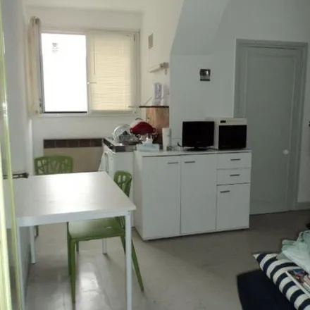 Image 6 - 16 Rue des Jacobins, 80000 Amiens, France - Apartment for rent