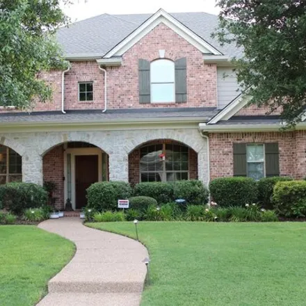Buy this 5 bed house on 835 Mallard Trail in Murphy, TX 75094