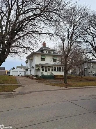 Buy this 4 bed house on 275 A Avenue West in Albia, IA 52531
