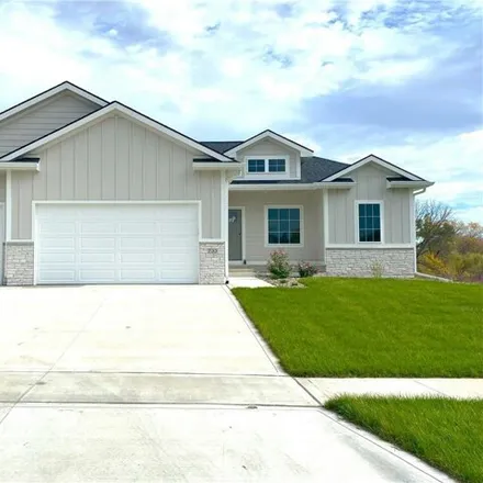 Buy this 5 bed house on 845 17th Avenue Southwest in Altoona, IA 50009