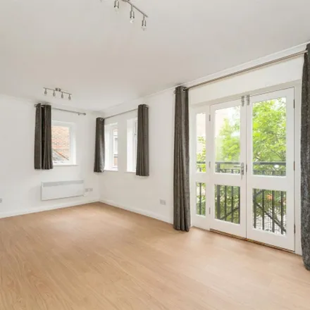 Rent this 2 bed apartment on 30-43 Victory Road in London, E11 1UL