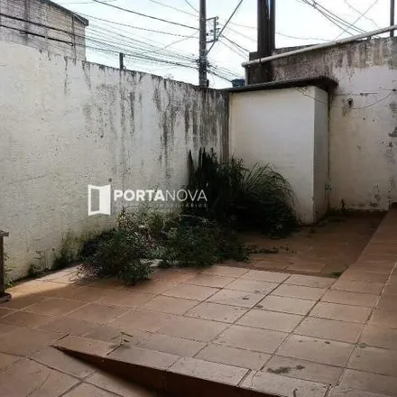 Rent this 3 bed house on Rua dos Geógrafos in Parque Industrial Ramos de Freitas, Embu das Artes - SP