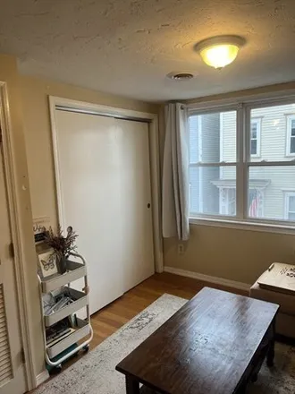 Image 2 - 4 Grimes Street, Boston, MA 02127, USA - Apartment for rent
