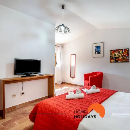 Rent this studio apartment on 8200-468 Distrito de Évora
