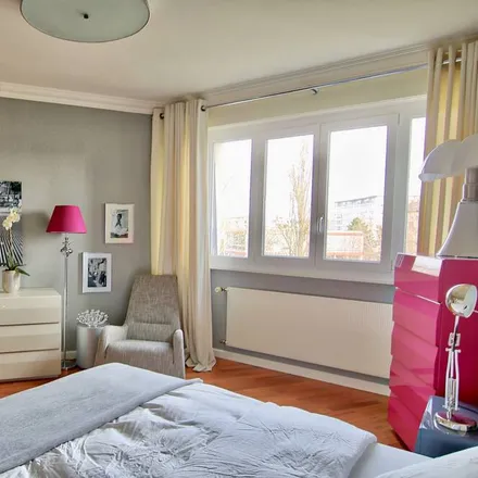 Rent this 2 bed apartment on Saint-Jean et Charmilles in Geneva, Switzerland