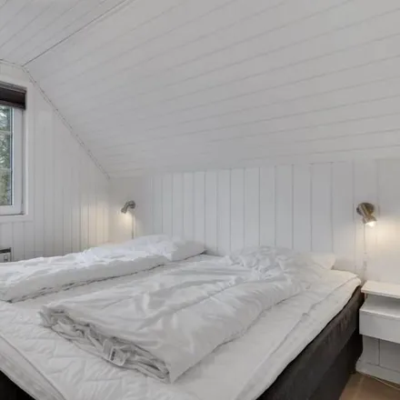 Rent this 5 bed house on 6840 Oksbøl