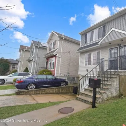 Buy this 6 bed house on 2766 Richmond Terrace in New York, NY 10303