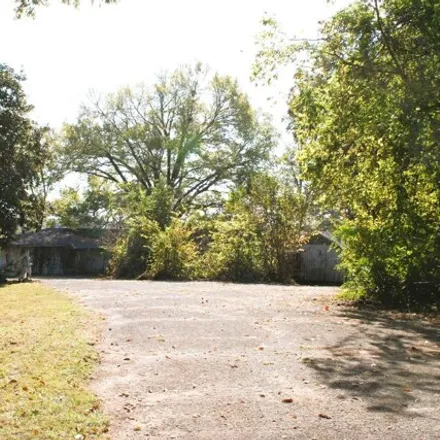 Image 1 - Fairway Drive, Dyersburg, TN 38025, USA - House for sale