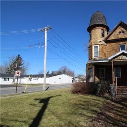 Image 2 - 204 East Main Street, Village of Brownville, City of Watertown, NY 13601, USA - House for sale