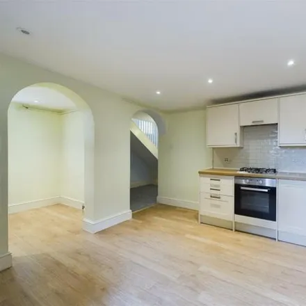Image 2 - Clare Gardens, Hitchin, SG4 9SQ, United Kingdom - Apartment for rent