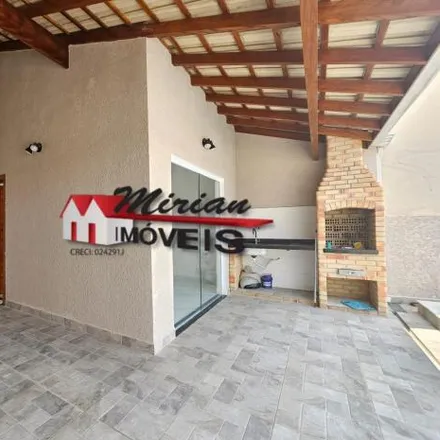 Buy this studio house on Rua Girassol in Jardim Marcia I, Peruíbe - SP