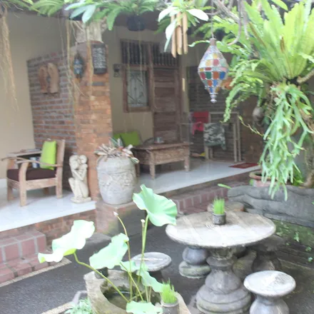 Rent this 4 bed house on Denpasar Selatan