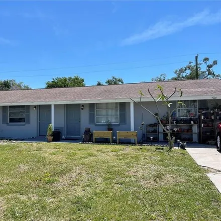 Rent this 2 bed house on Briarwood Road in Venice Gardens, Sarasota County
