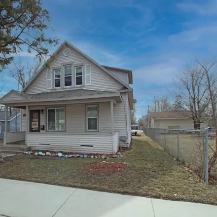 Rent this 3 bed house on 1910 3rd St N in St Cloud, MN 56303