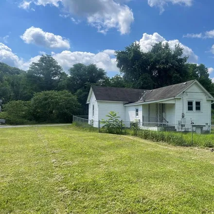 Buy this studio duplex on 203 Mound Street in Mount Hope, Fayette County