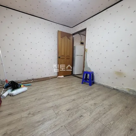 Rent this studio apartment on 서울특별시 광진구 군자동 130-14