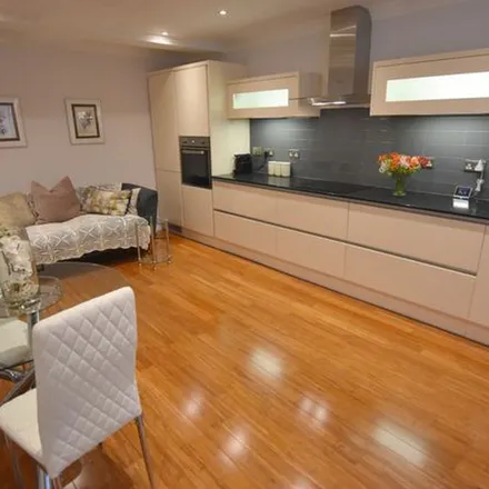 Rent this 1 bed apartment on 19a Gedling Grove in Nottingham, NG7 4DU