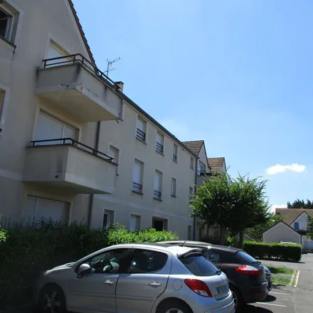 Rent this 3 bed apartment on 5 Place des Déportés in 77170 Brie-Comte-Robert, France