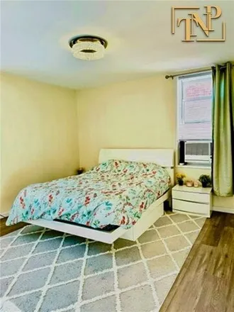 Image 7 - 2427 - 2461 East 29th Street, New York, NY 11235, USA - Apartment for sale