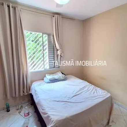 Buy this 5 bed house on Rua José Milani in Parque Marabá, Taboão da Serra - SP