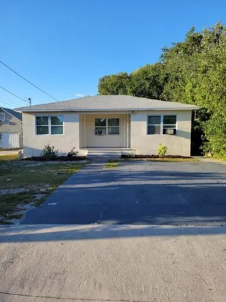 Rent this 2 bed house on 1891 4th Avenue North in Lake Worth Beach, FL 33460