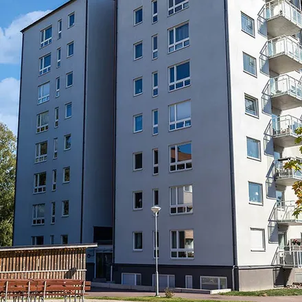 Rent this 3 bed apartment on Gränsgatan 1C in 654 64 Karlstad, Sweden