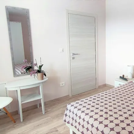 Rent this 2 bed apartment on Galerija Bakar in Kukuljanovo 362, 51227 Kukuljanovo