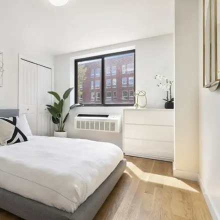 Image 3 - 23-16 31st Avenue, New York, NY 11106, USA - Condo for sale