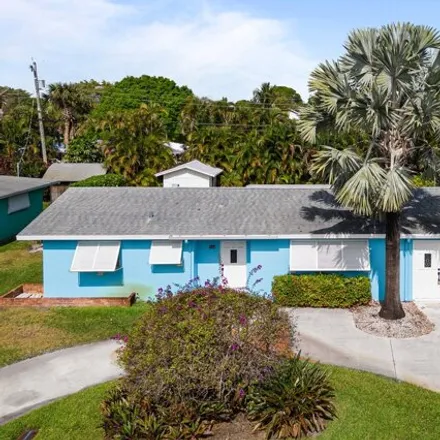 Buy this 3 bed house on 926 Northwest Terrace Road in Stuart, FL 34994