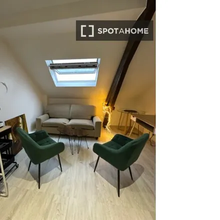 Rent this 1 bed apartment on Rue Maria Malibran - Maria Malibranstraat 60 in 1050 Ixelles - Elsene, Belgium