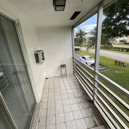 Image 3 - Cardiff Street, Century Village, Palm Beach County, FL 33417, USA - Apartment for rent