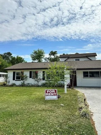 Rent this 4 bed house on 722 Grandview Avenue in Altamonte Springs, FL 32701