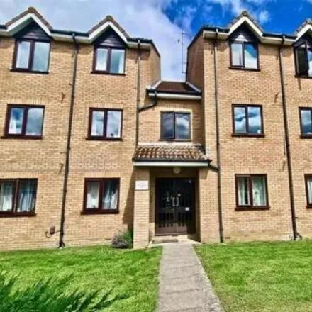 Rent this 1 bed apartment on Danziger Way in Borehamwood, WD6 5DA