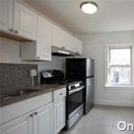 Image 4 - 88-04 207th Street, New York, NY 11427, USA - House for rent