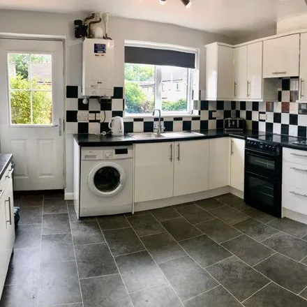 Rent this 5 bed townhouse on 24 Horn-Pie Road in Norwich, NR5 9PW